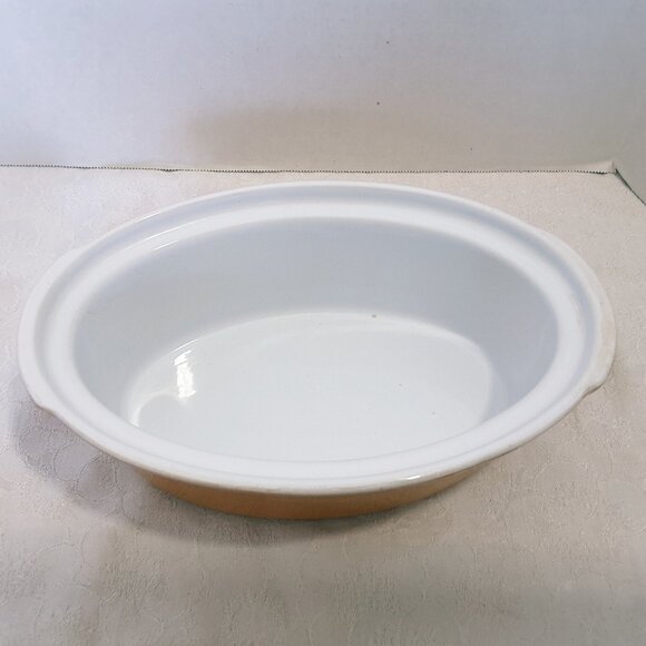 EMILE HENRY Covered Oval 1.5 Qt. Casserole ~ Gold, #03.04, Made in France. - Picture 3 of 8